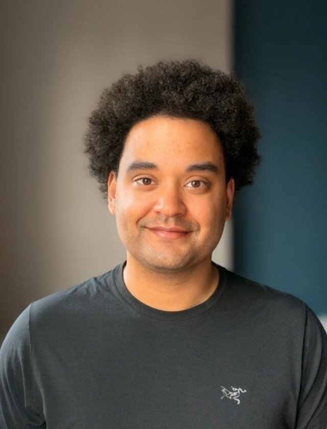 photo of male therapist